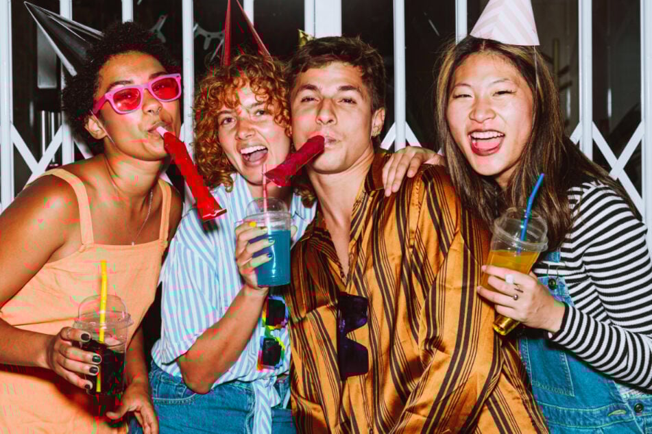 Ob witzig, gefühlvoll oder ernst, interpretiert das Thema für Euch und setzt es kreativ in Szene.