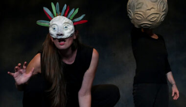 ZEITGEISTER improvisieren ein feministisches Märchen im Dachtheater des Haus Steinstraße