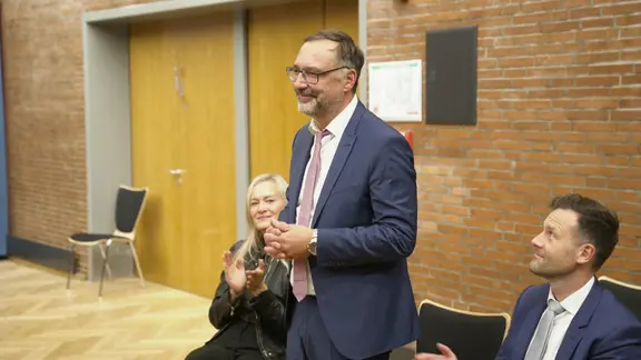 Christian Zierau wurde in der Bezirksversammlung Eimsbüttel zum neuen Bezirksamtsleiter gewählt.