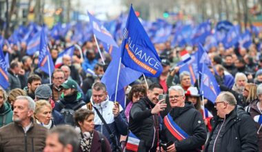 Landesweite Demos in Frankreich zur Unterstützung der Polizei - Frankreich