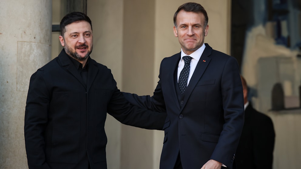 Vor dem Treffen mit der sogenannten Koalition der Willigen trafen sich der ukrainische Präsident Wolodymyr Selenskyj (47) und Frankreichs Präsident Emmanuel Macron (48) bereits bilateral im Elysee-Palast