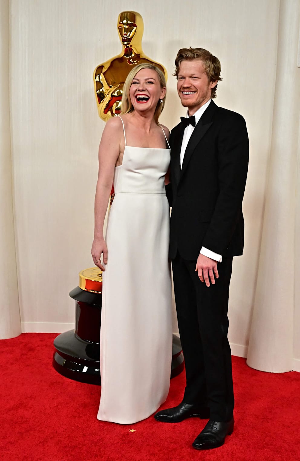 2024 waren Dunst und Plemons zum letzten Mal bei den Oscars zu Gast, in diesem Jahr hält sich die Lust in Grenzen