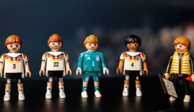 Nürnberg: Playmobil-Figuren lernen sprechen | Geld