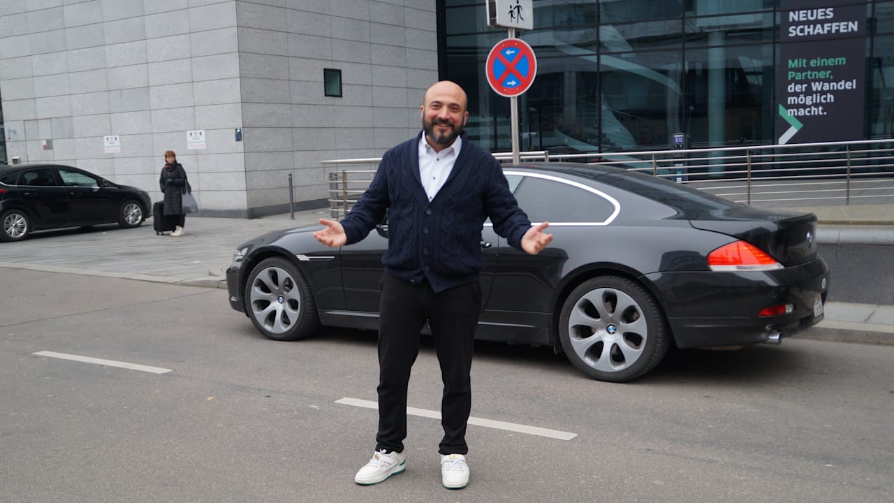 Kurioses Knöllchen: BMW-Fahrer soll bei Unfallaufnahme falsch geparkt haben | Regional