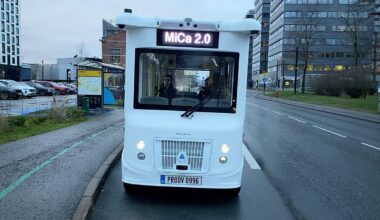 Video. Willkommen an Bord des ultimativen selbstfahrenden Shuttlebusses für die „letzte Meile“