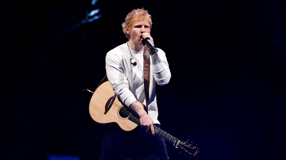 Im ersten Moment könnte man Wagner mit ihm verwechseln: Star-Sänger Ed Sheeran