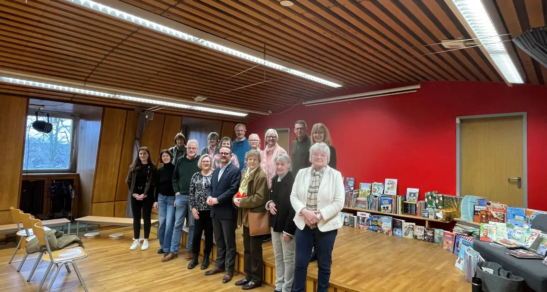 Mülheimer Künstler für Kinder: Neue Bücherschätze für Schulkinder