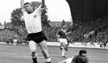 Welche Fußballer kommen aus Augsburg?