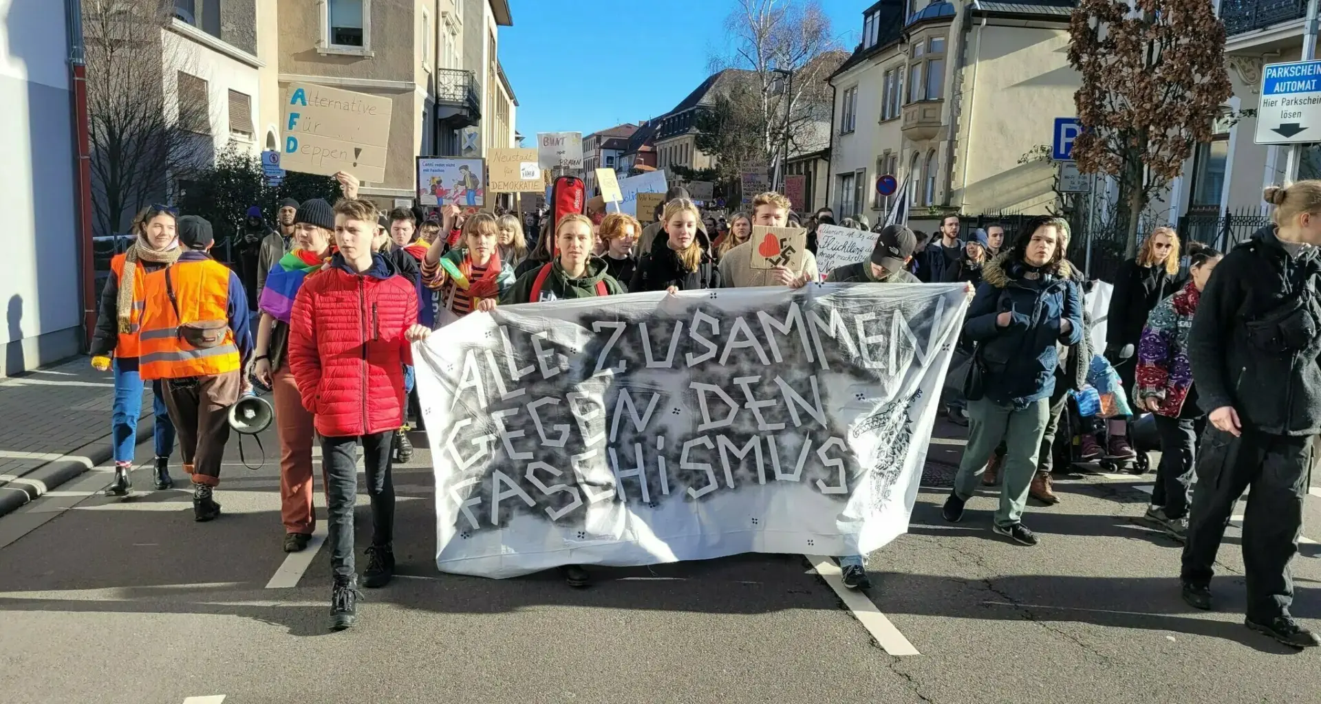 Mehr Demokratie wagen – gegen Hass, Spaltung und Extremismus