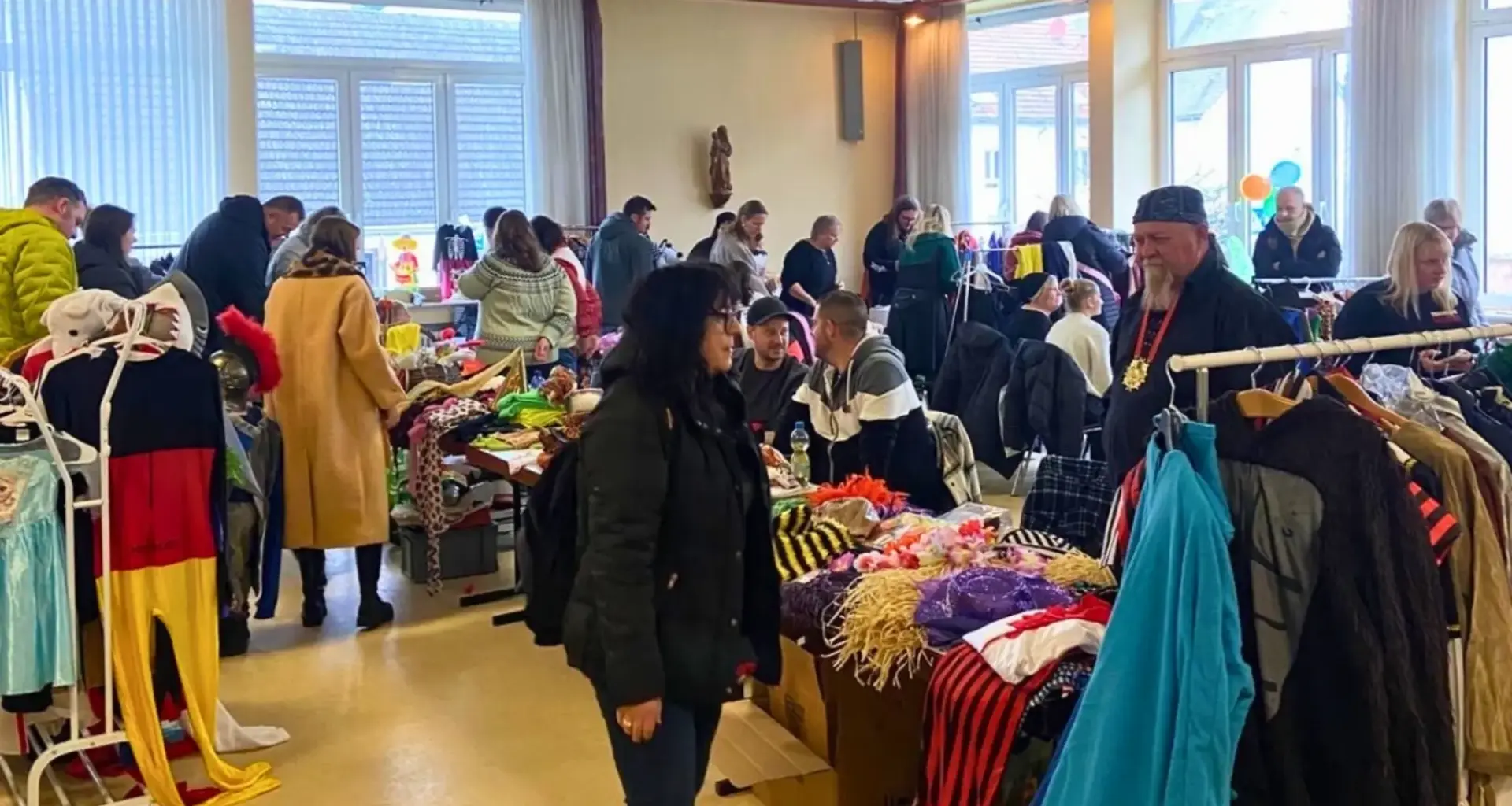 1. Viernheimer Fastnachtsflohmarkt: Fastnachtskomitee zieht positive Bilanz