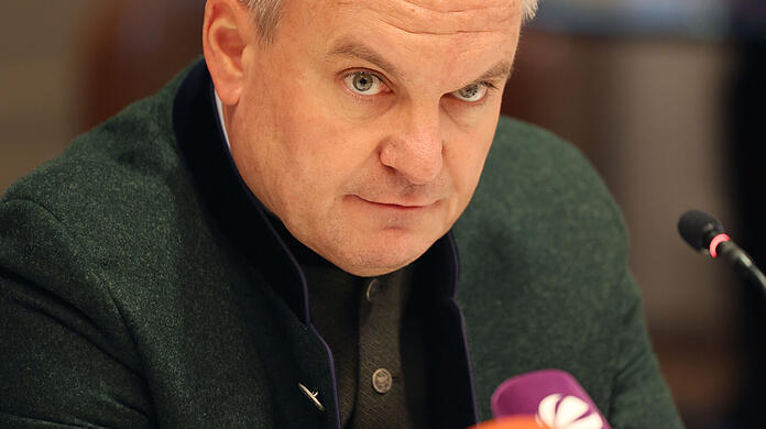 Nach intensiver Analyse der Geschehnisse präsentiert Christian Scharpf am Dienstag ein neues Sicherheitskonzept für die Wiesn. Nach intensiver Analyse der Geschehnisse präsentiert Christian Scharpf am Dienstag ein neues Sicherheitskonzept für die Wiesn.