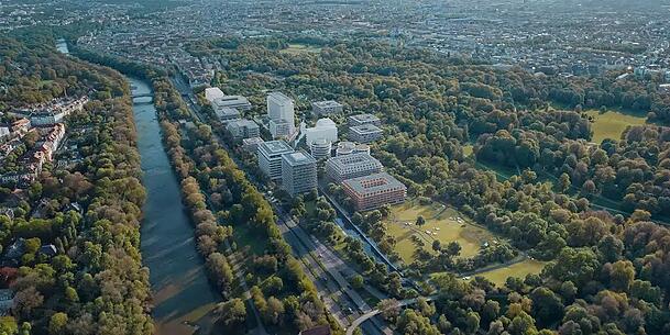 So soll der Tucherpark einmal aussehen. Er soll sich zum Eisbachviertel wandeln.