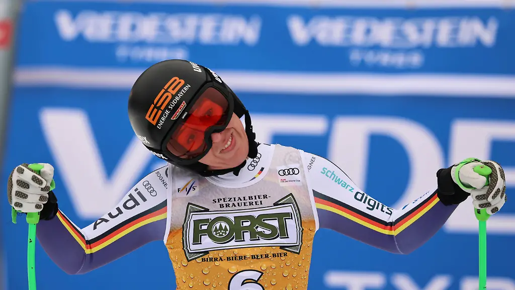 17-01-2026-Italien-Tarvisio-Ski-alpin-Weltcup-Abfahrt-Frauen-Die-deutsche-Kira-Weidle-Winkelmann-jubelt-im-Zielbereich