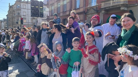 Fastnachtsumzug durch die Innenstadt von Karlsruhe