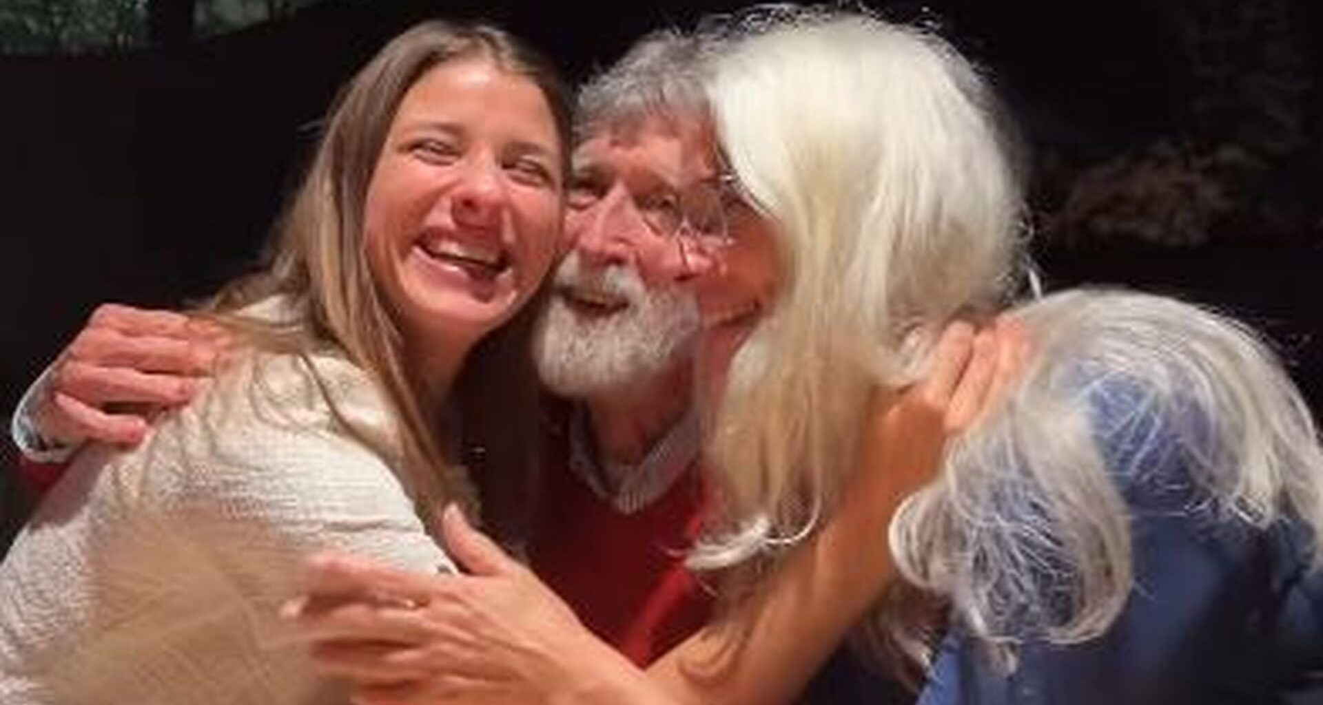 Stella Stegmann und ihre Eltern, Dezember 2025