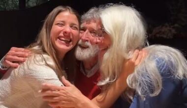 Stella Stegmann und ihre Eltern, Dezember 2025