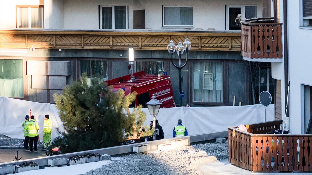 Schweizer Polizei: Dutzende Tote nach Feuer in Bar in Crans-Montana