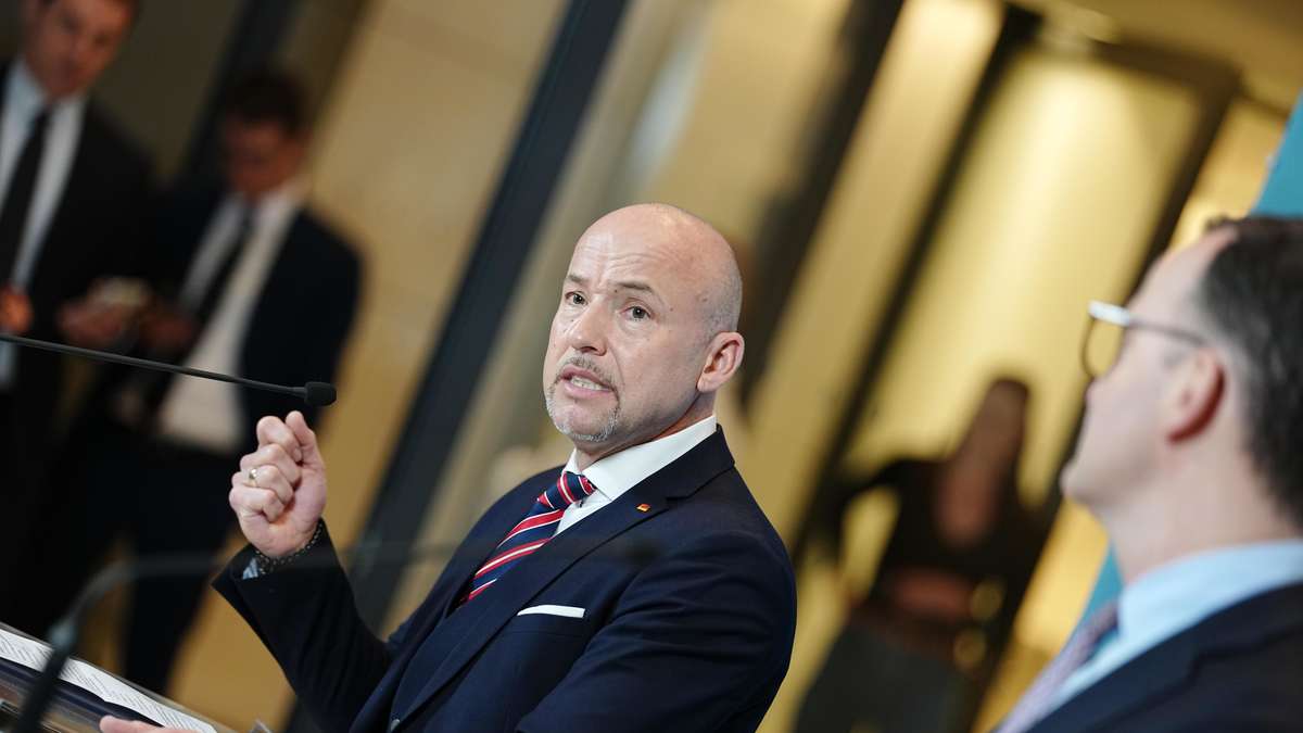 Knallhart-Kurs bei Syrern und Ukrainern