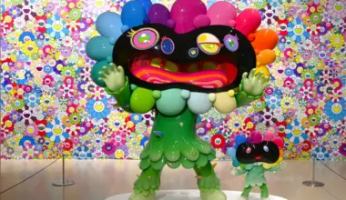 Spektakuläre Ausstellung mit Kusama, Murakami und de Saint Phalle