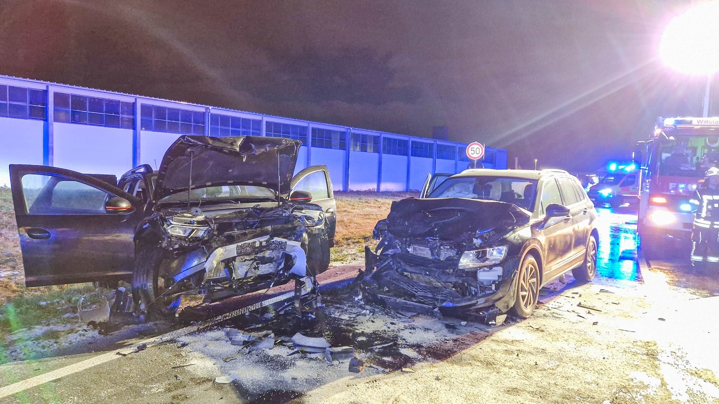 Schnee und Glätte: Unfälle auf den Straßen nach Wintereinbruch