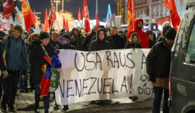 Protestzug: Demonstration in Hamburg - "USA raus aus Venezuela"