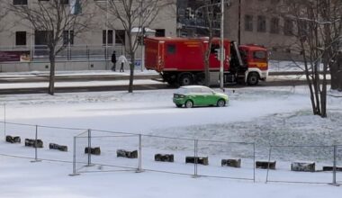 Alarm in Dresdner Gewerbepark - Feuerwehr im Einsatz