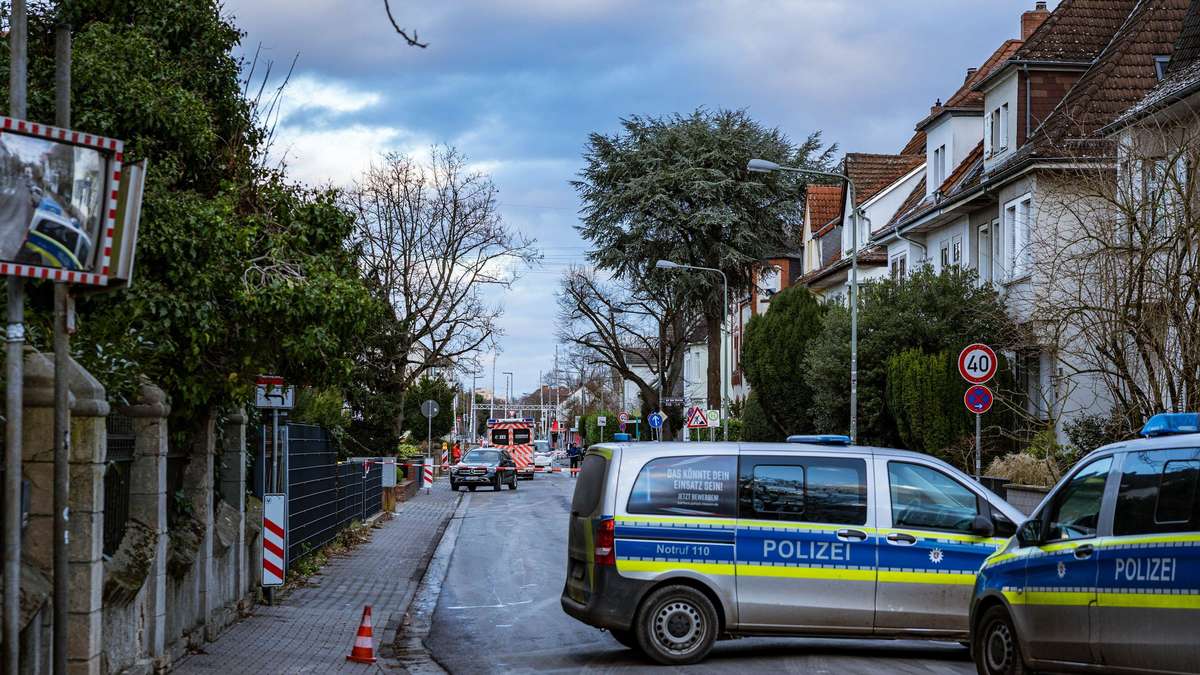 Tödlicher Unfall in Frankfurt-Nied: Fußgängerin stirbt bei Pkw-Zusammenstoß
