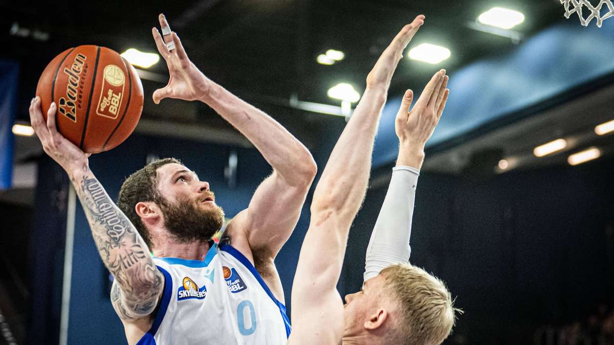 Skyliners verlieren trotz Aufholjagd unglücklich in Rostock