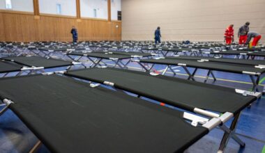 Noch 25.500 Haushalte ohne Strom – Land übernimmt Übernachtungskosten von Betroffenen für Dutzende Hotels