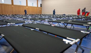 Noch 25.500 Haushalte ohne Strom – Land übernimmt Übernachtungskosten von Betroffenen für Dutzende Hotels