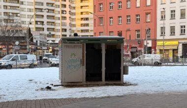 Neue Türen fürs „Kotti-Klo“ in Kreuzberg