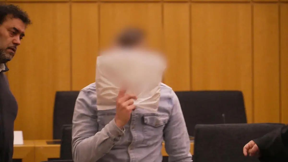 An Bushaltestelle vergewaltigt? Prozessauftakt am Landgericht Münster