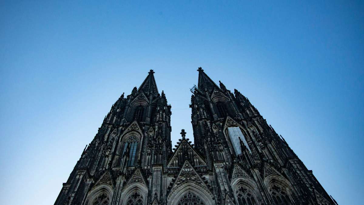 Tanzoffizier fällt für die komplette Session aus