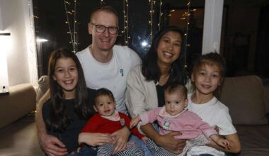 Emma und Ella feiern an unterschiedlichen Tagen Geburtstag