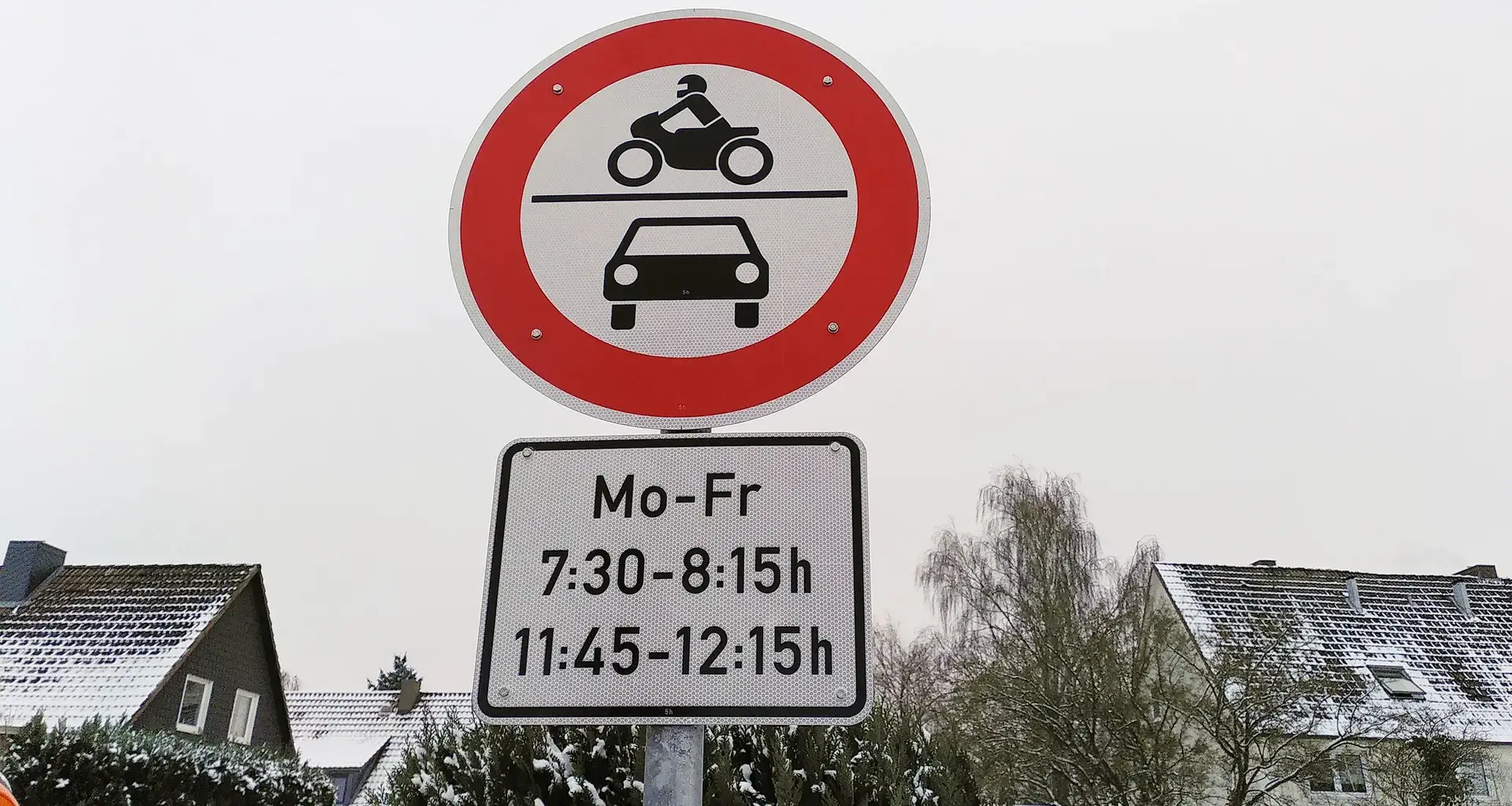 Gegen Elterntaxis: Schulstraße in Preetz eingerichtet