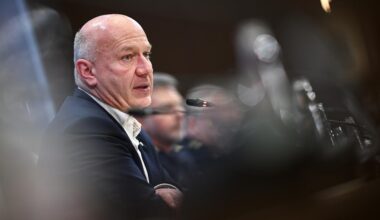 Tennisspiel während Stromausfalls: AfD, BSW und FDP fordern Wegners Rücktritt