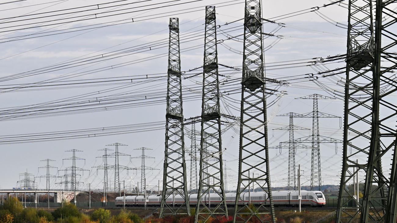 Nach Stromausfall in Berlin: Landkreistag: Sicherheitslücke im Kritis-Gesetz schließen