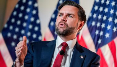 ICE-Einsatz in Minneapolis: JD Vance verteidigt ICE-Beamten nach tödlichen Schüssen