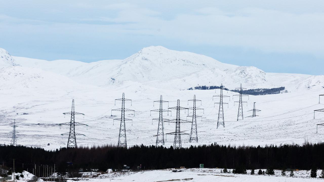 Massive Stromausfälle in Großbritannien und Frankreich nach Wintersturm