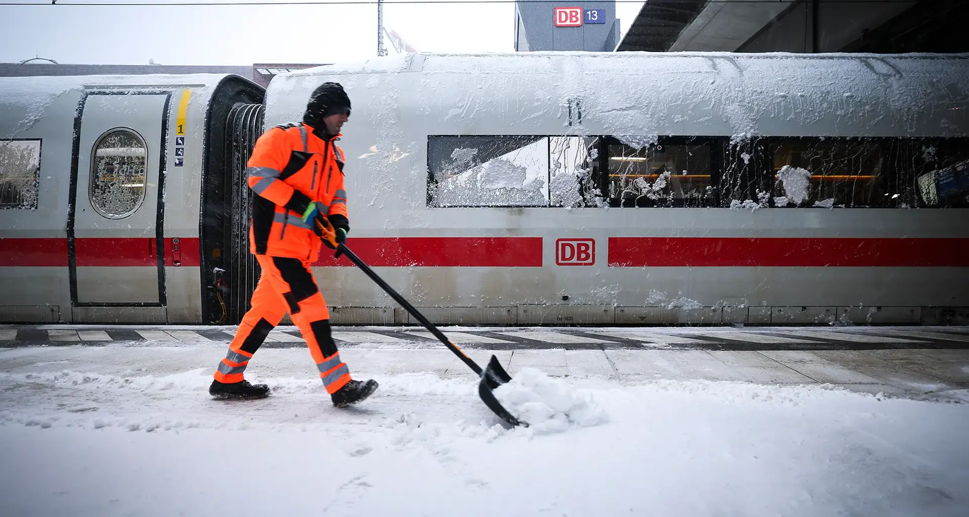 Liveticker zum Sturmtief "Elli": Schnee in Hamburg vorüber - aber Glätte bleibt