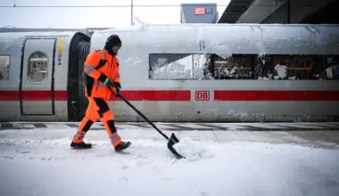 Liveticker zum Sturmtief "Elli": Schnee in Hamburg vorüber - aber Glätte bleibt