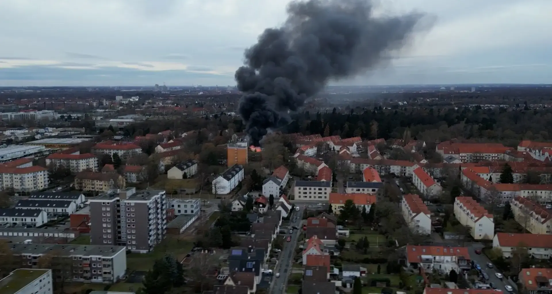 Nach verheerendem Brand: Neuer Standort für Grundschule in Hannover