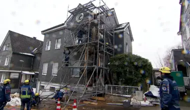 Haus in Wuppertal beschädigt – Evakuierung nach Wasserschaden