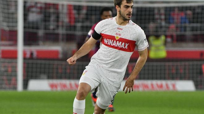 Fußball-Bundesliga: Auf dem Weg zu Werder Bremen: Der serbische Stürmer Jovan Milosevic.