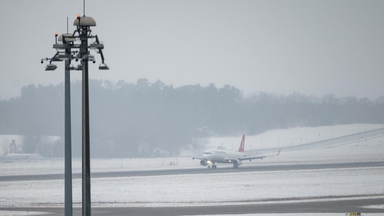 Afghanistan: 32 Afghanen mit Aufnahmezusage sind in Berlin gelandet