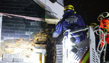 Wuppertal: Verformungen an Hausfassade entdeckt
