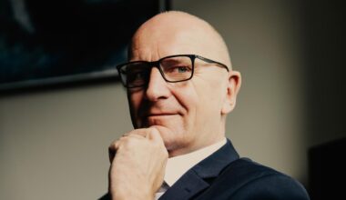 Dietmar Woidke: Er sammelt Koalitionen wie andere Bonusmeilen