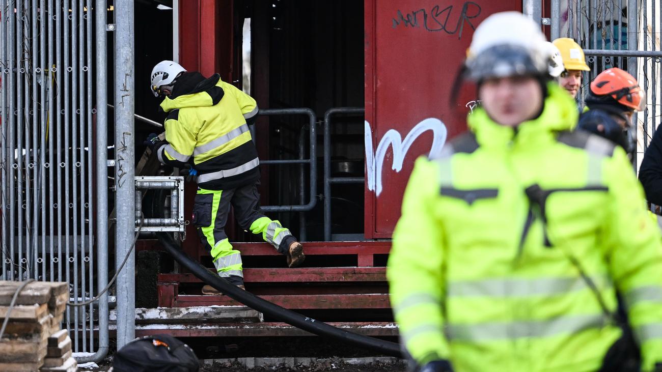 Stromausfall in Berlin: Reparatur nach Anschlag auf Stromnetz in Berlin wird Monate dauern