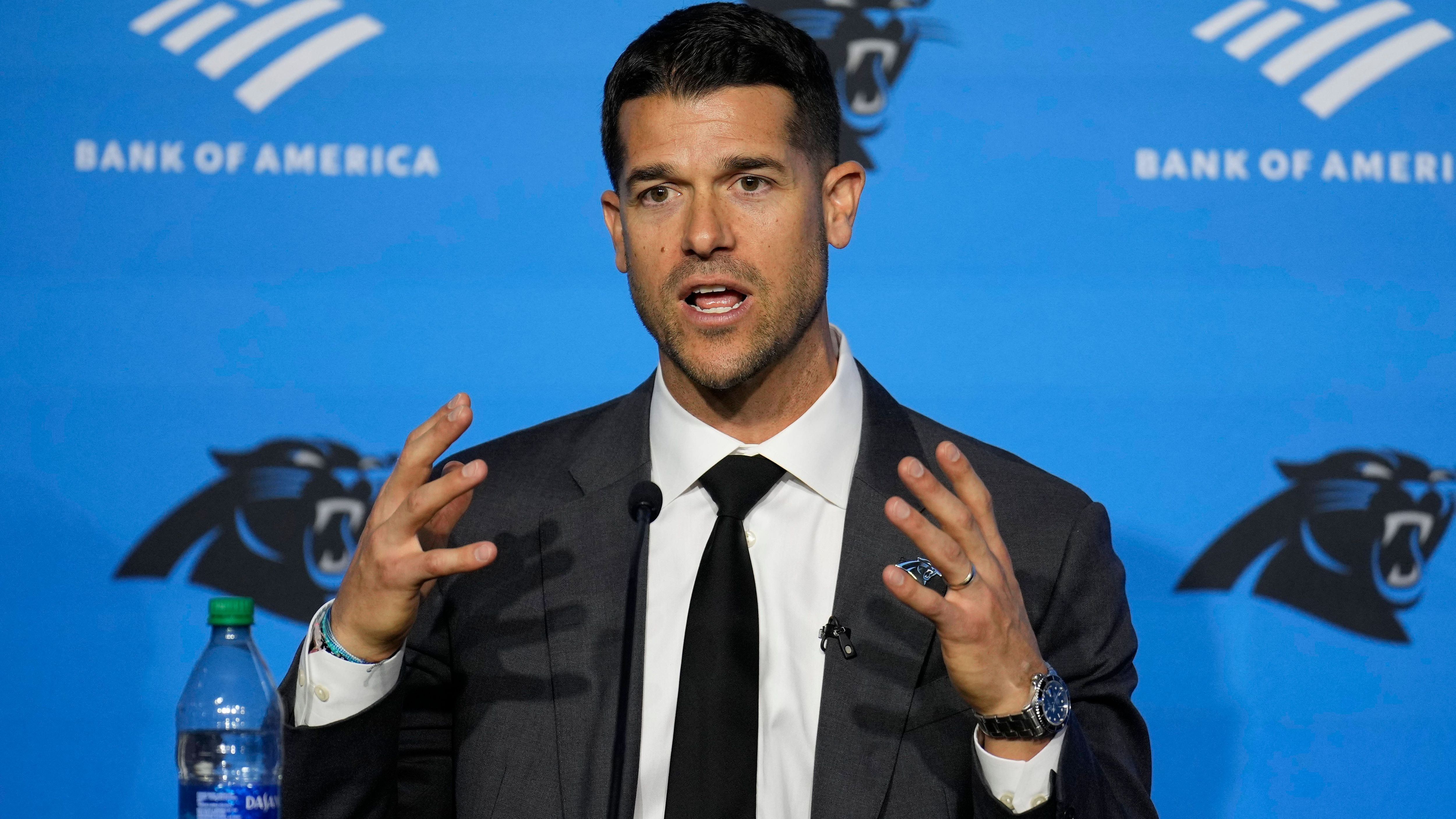 <strong>16. Platz (geteilt): Dave Canales</strong><br>• Team: Carolina Panthers<br>• Im Amt seit: 2024<br>• Regular-Season-Bilanz: 13-21<br>• Vorherige Stationen: Buccaneers-OC (2023)