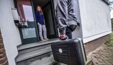 Senior (99) lässt Trickdieb in die Wohnung – reagiert dann aber genau richtig